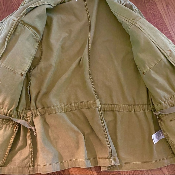 FREE PEOPLE women’s army green, oversized coat, size small - Picture 3 of 6
